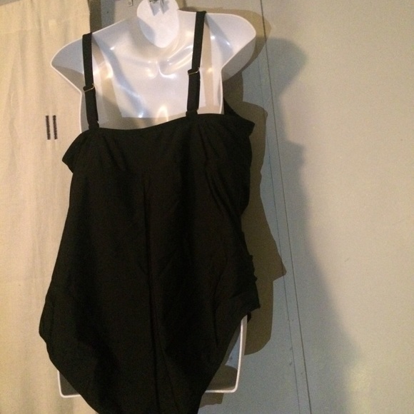 Ava and viv mesh panel one piece - Picture 4 of 5